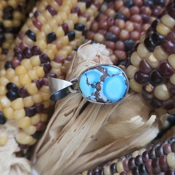 Stunning NWOT Native American Navajo Handmade Golden Hills Turquoise Pendant 🩵 - Picture 9 of 9